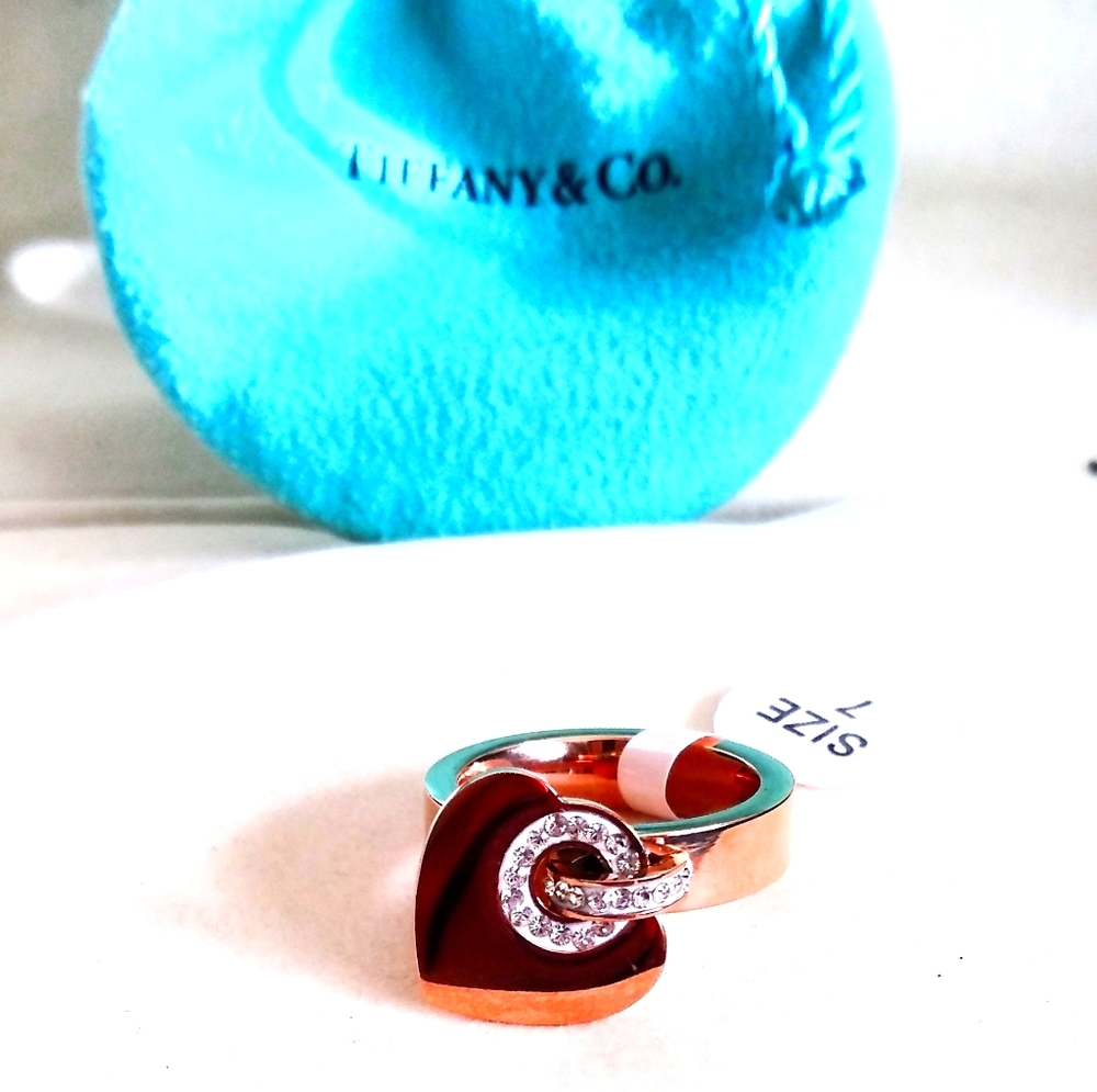 Stylish Sterling Silver Rose Gold Heart Ring.